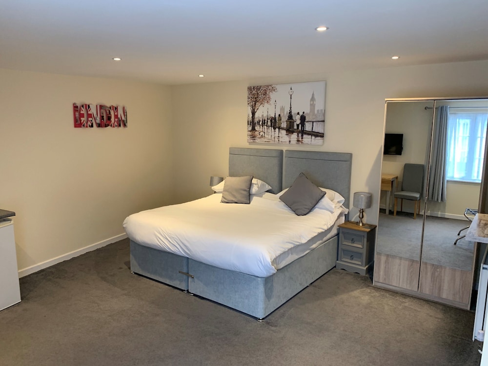 Fornham Guest House 14