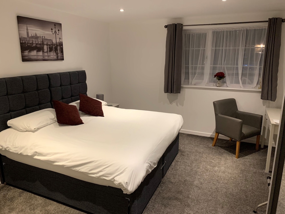 Fornham Guest House 9