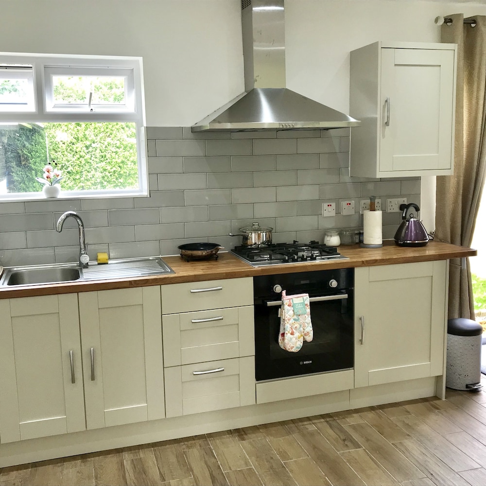 The Woodfarm Lodge 17