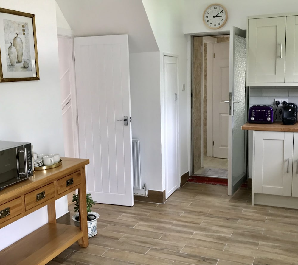 The Woodfarm Lodge 15