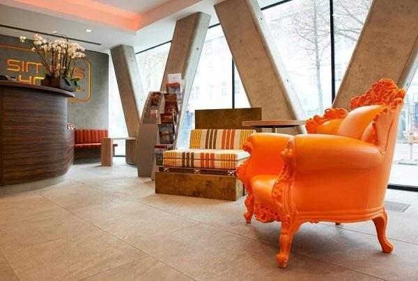 SIMM's Hotel 6