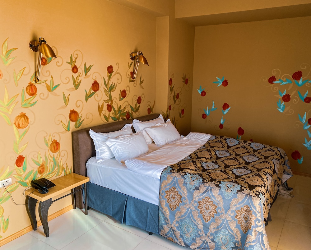 Brim Hotel 19