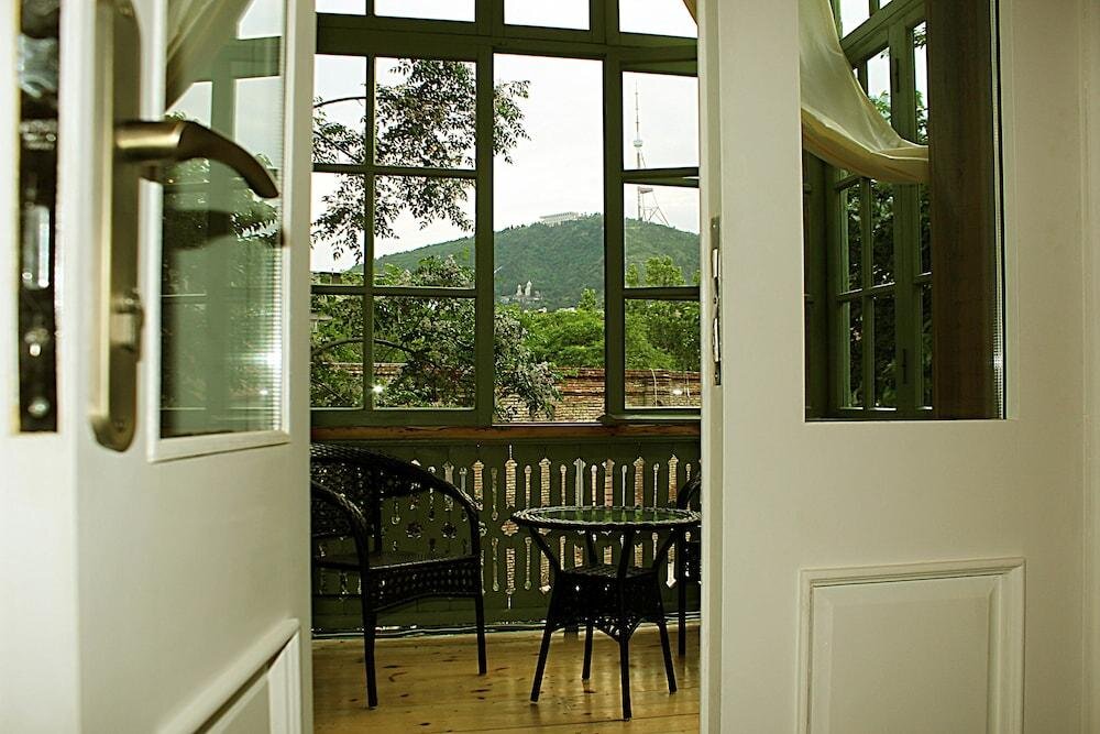 Old Tbilisi Rooms 38 Hotel 4