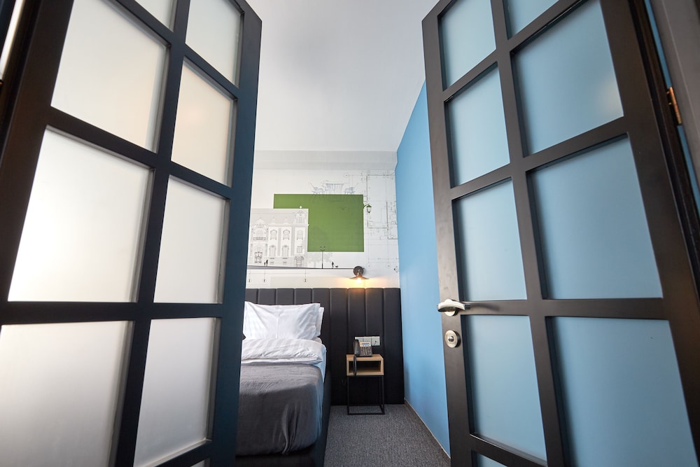 Graphica Tbilisi Hotel 11