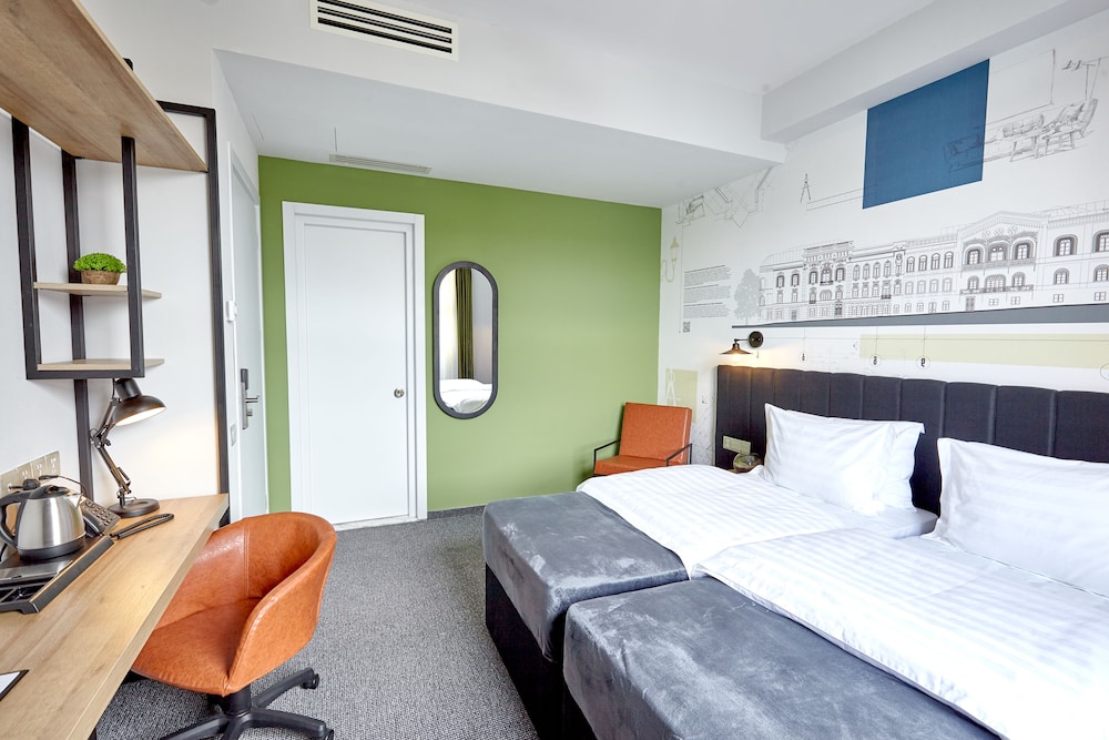 Graphica Tbilisi Hotel 24