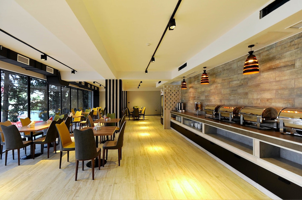 Jazz Hotel 23