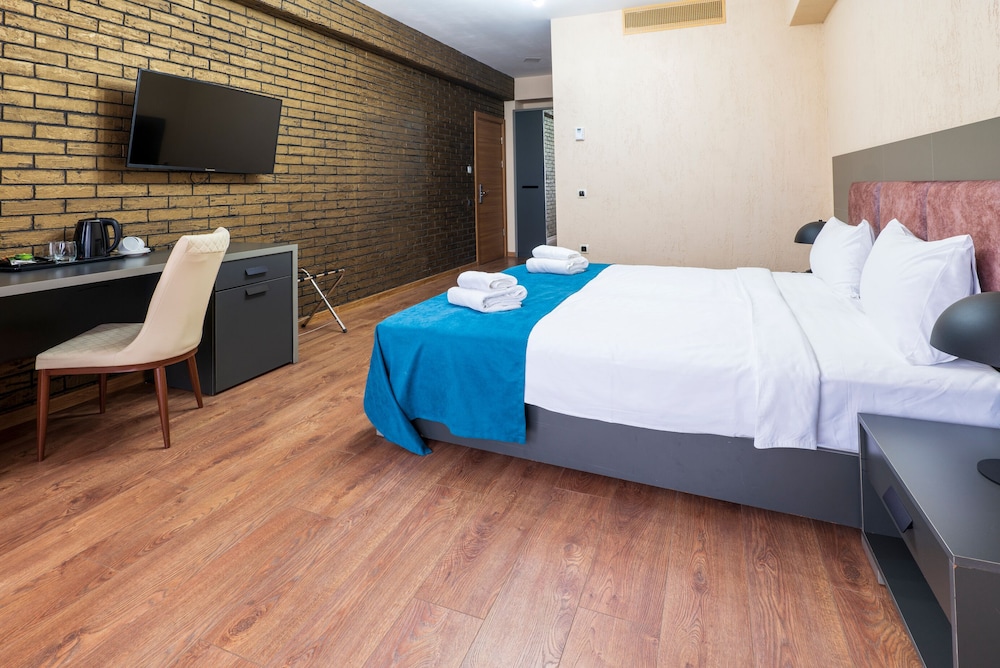 Jazz Hotel 14