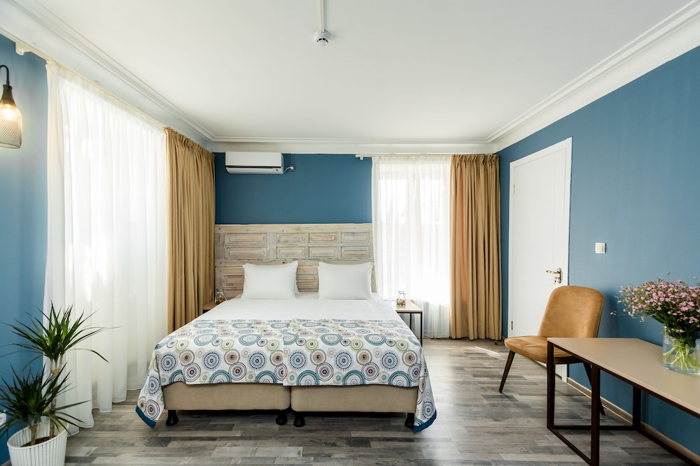 Gvino Minda Hotel 8