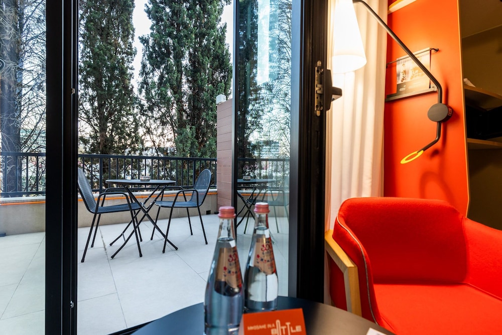 ibis Tbilisi Stadium Hotel 21