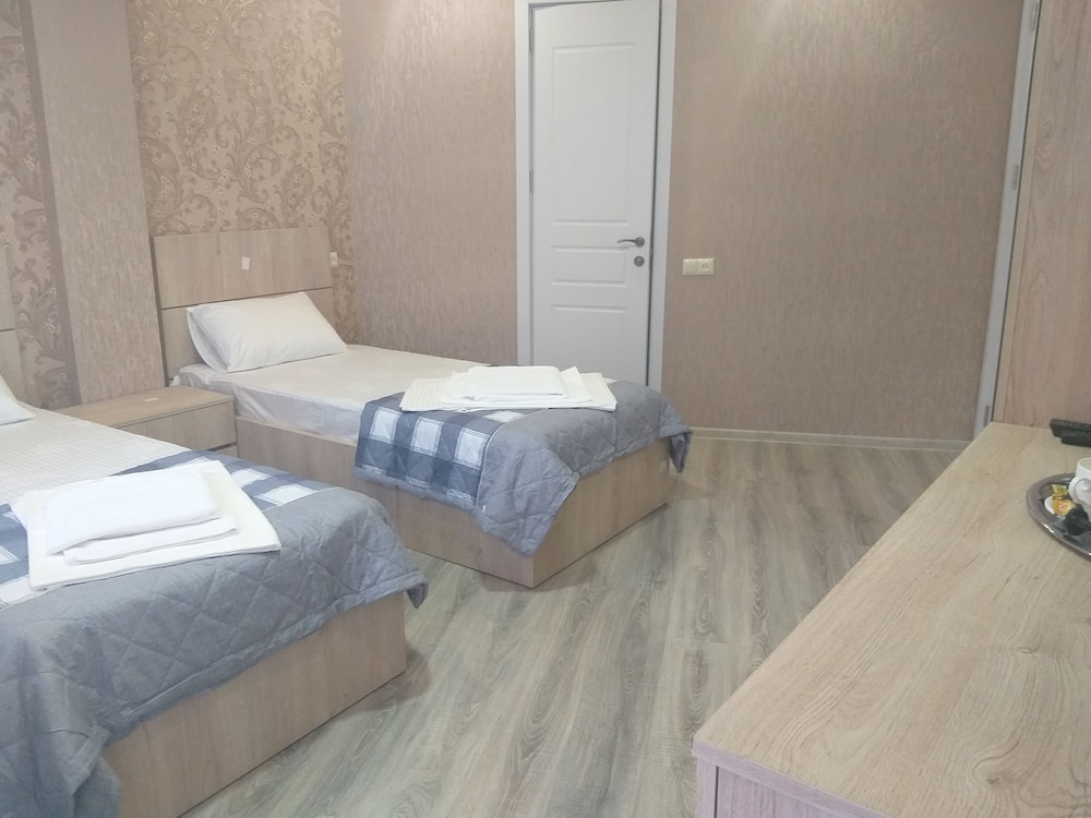 Tbilisi Center Hotel 8