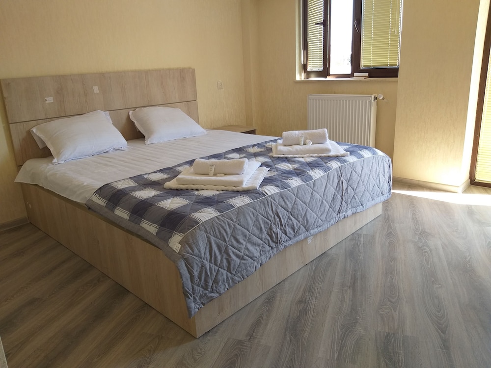 Tbilisi Center Hotel 15