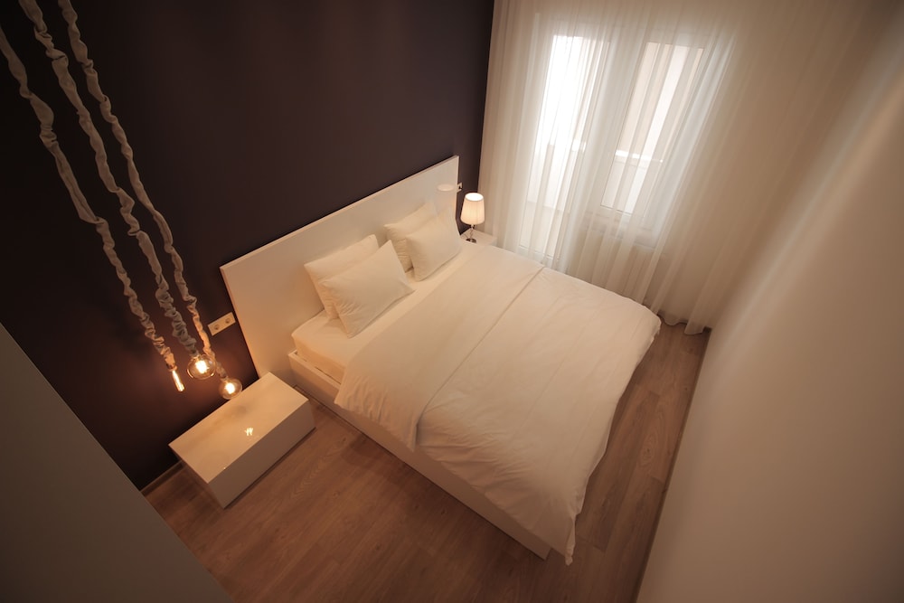 Super Luxury Apartments 4