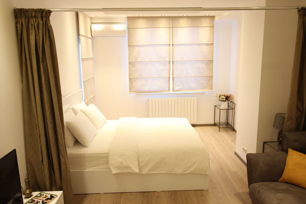 Super Luxury Apartments 2