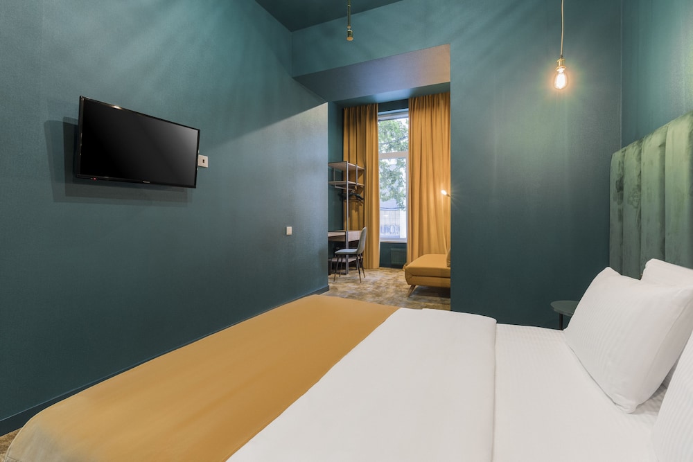 Freeze Inn Hotel 7
