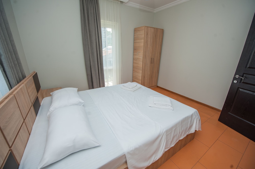 Hotel Cosmos 4