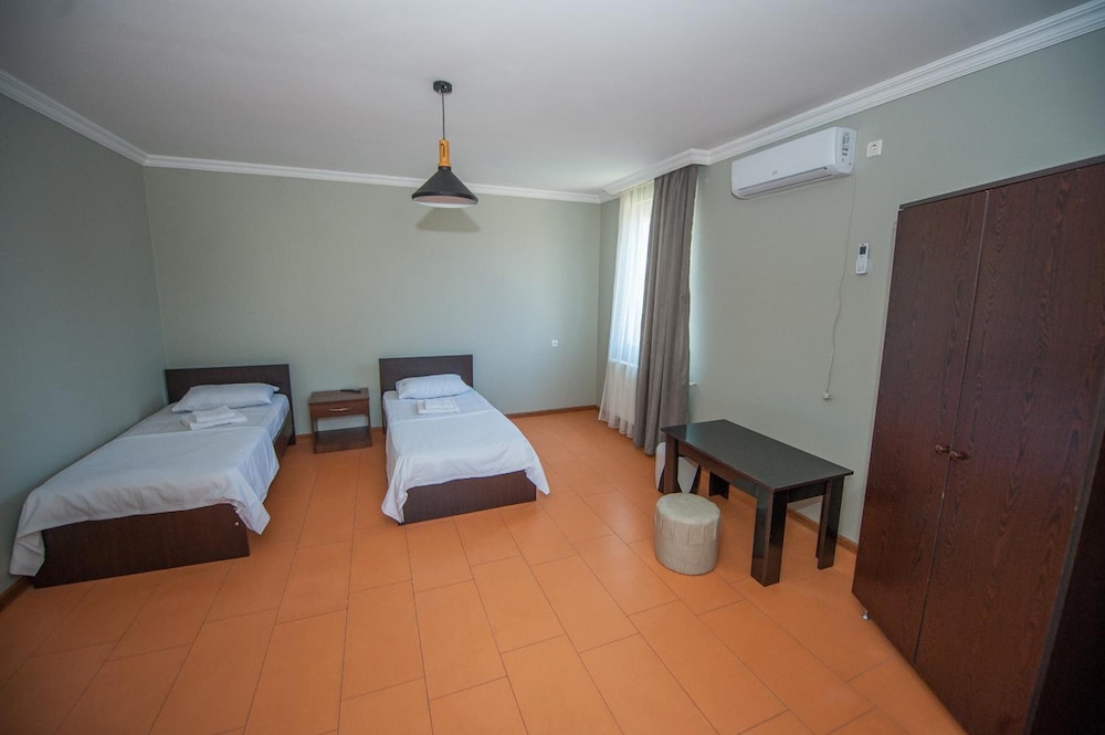 Hotel Cosmos 11