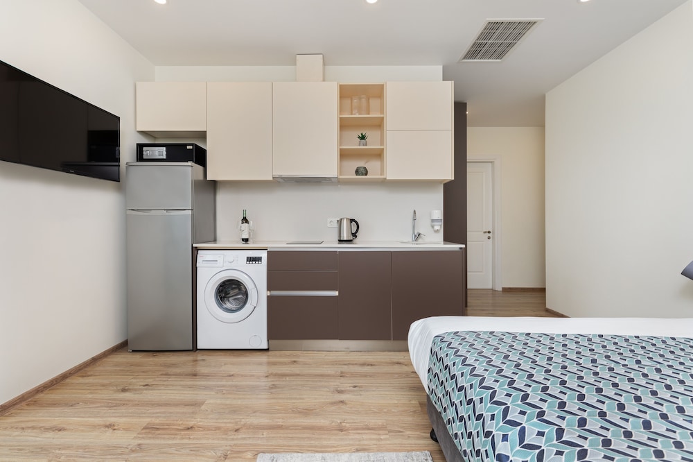Bellevue Residence Suites 23