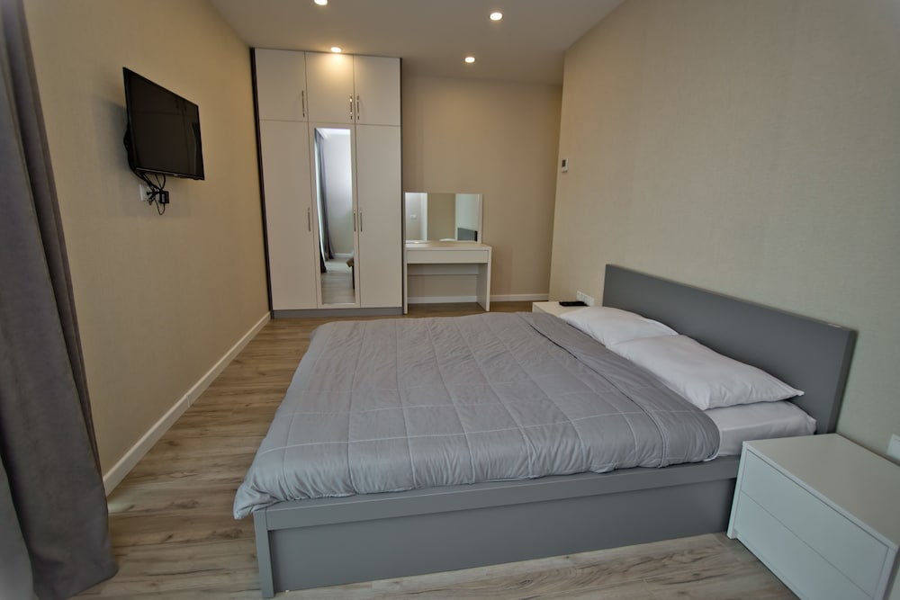Bellevue Residence Suites 2