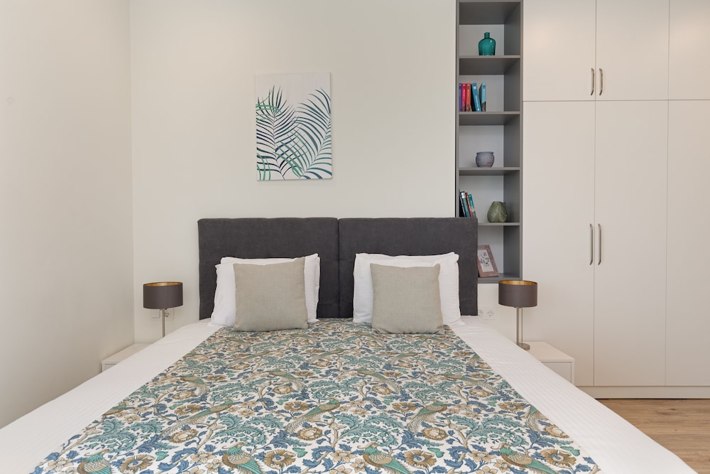 Bellevue Residence Suites 14