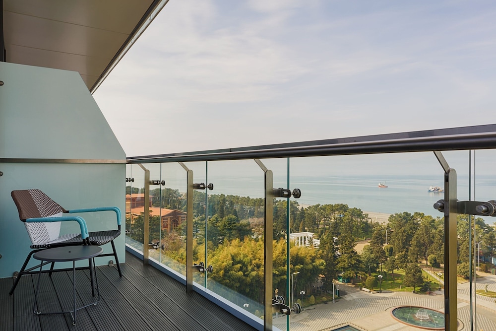 Le Méridien Batumi 14