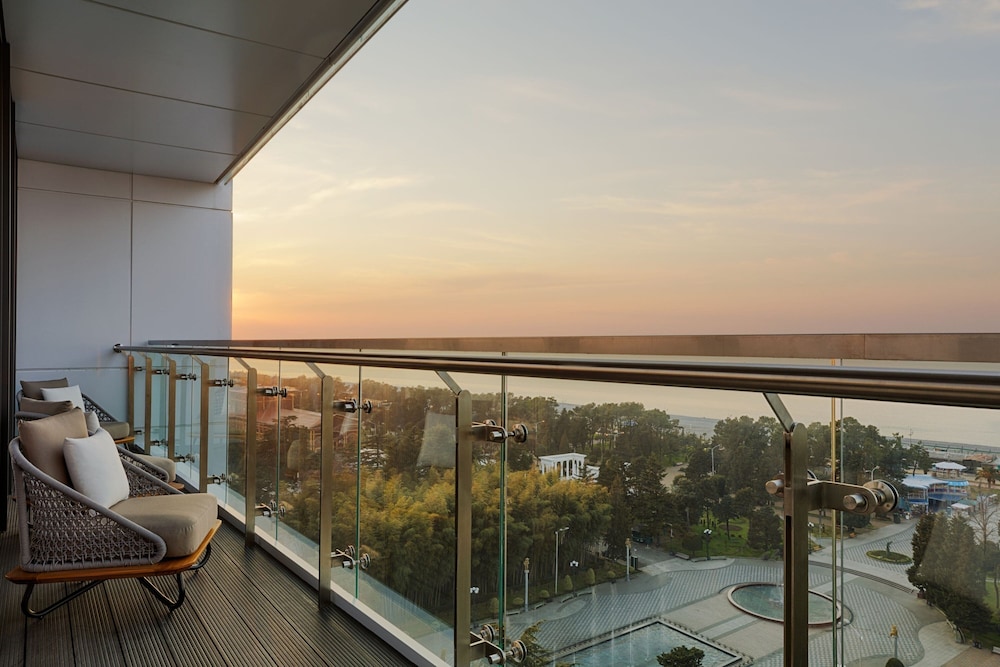 Le Méridien Batumi 10