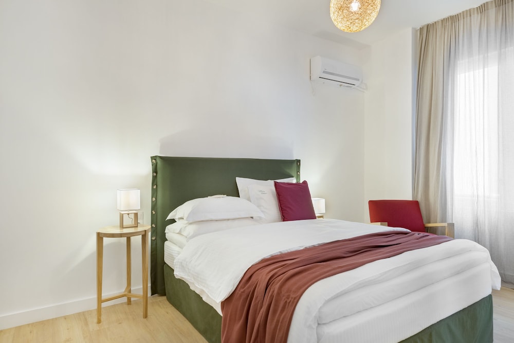 Maryflower Premium Apartments Piraeus 14