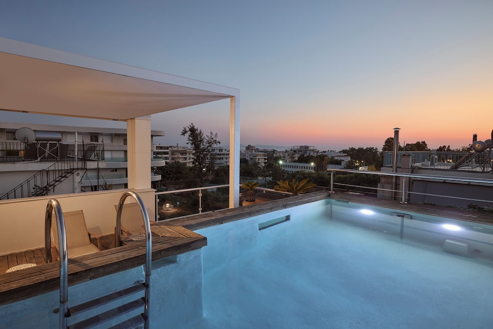 Elaia Luxury Suites Glyfada 1
