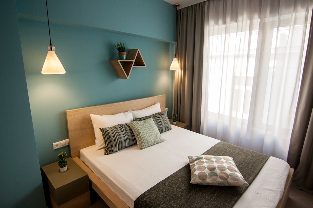 Hermes Dynasta Central Suites 2