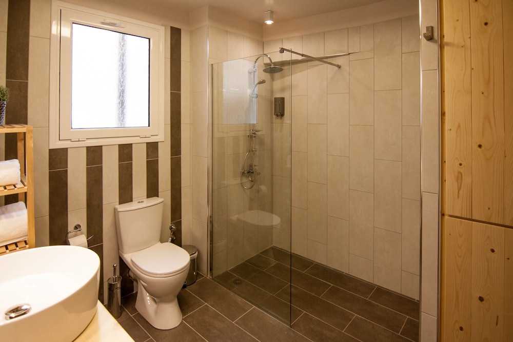 Hermes Dynasta Central Suites 23