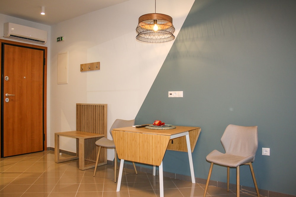 Hermes Dynasta Central Suites 13