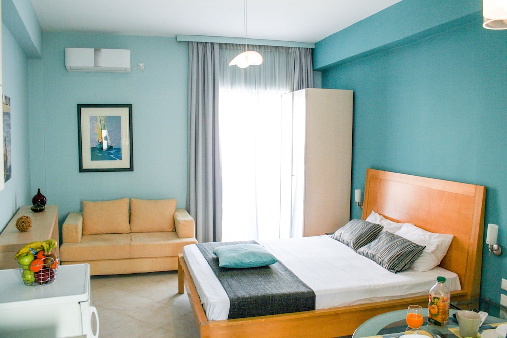 Hermes Dynasta Central Suites 7
