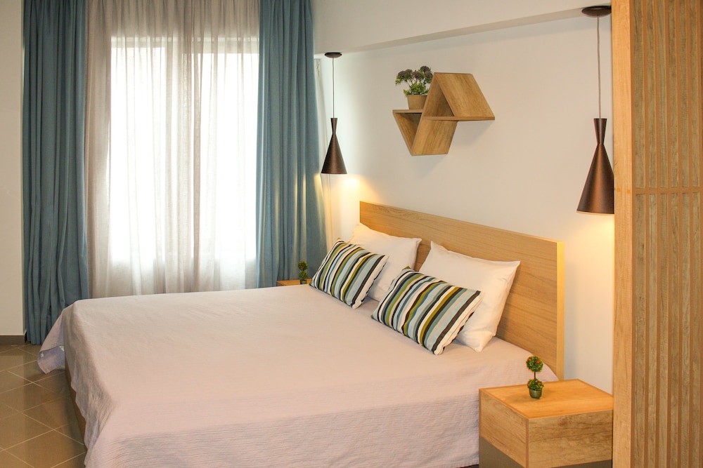 Hermes Dynasta Central Suites 10