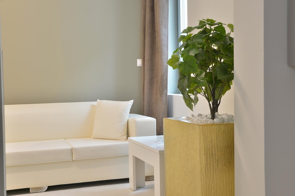 Alekos Apartments 2 10