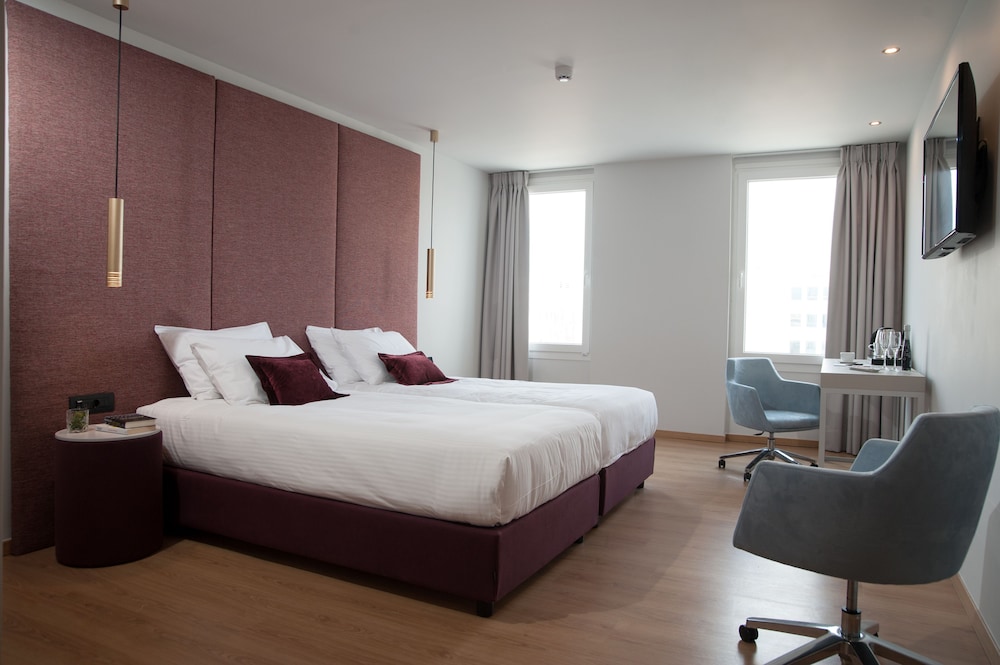 Athenaeum Smart Hotel 3