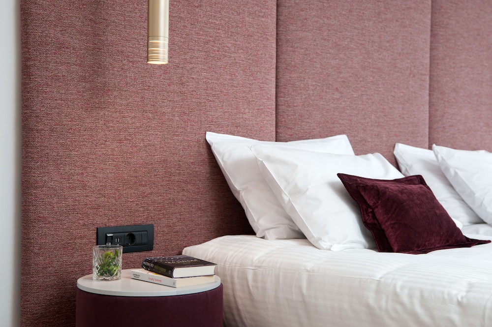 Athenaeum Smart Hotel 4