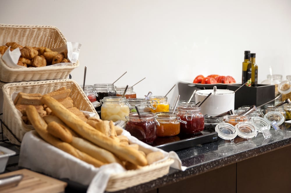 Athenaeum Smart Hotel 23