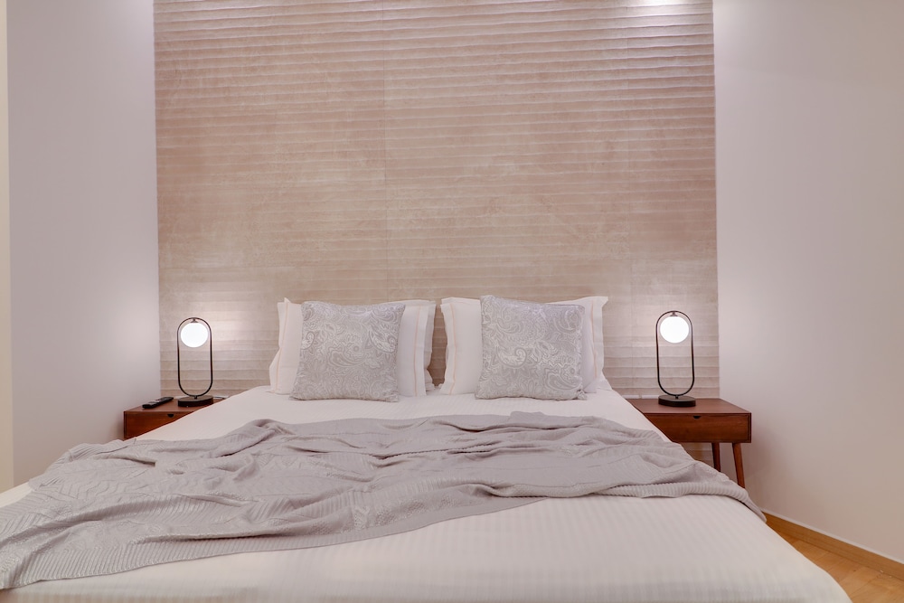 Athinn Residence 4
