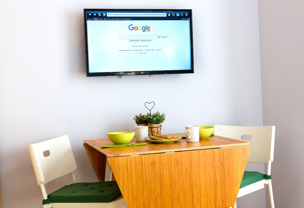 Emerald Suites & Studios 16