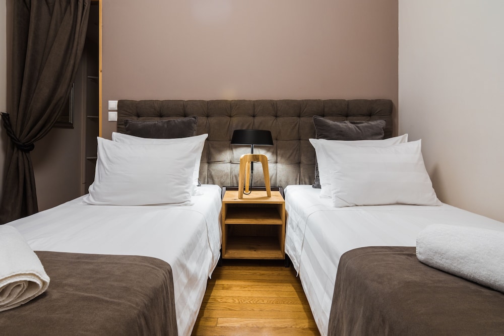 Acropolis Exclusive Residence 7