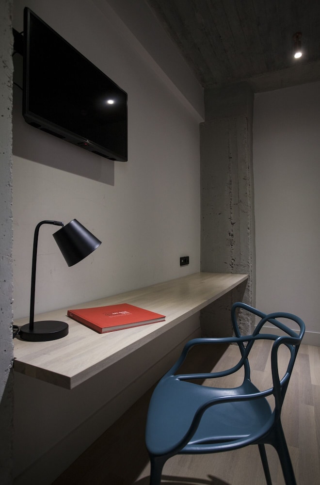 Art Suites Korai 12