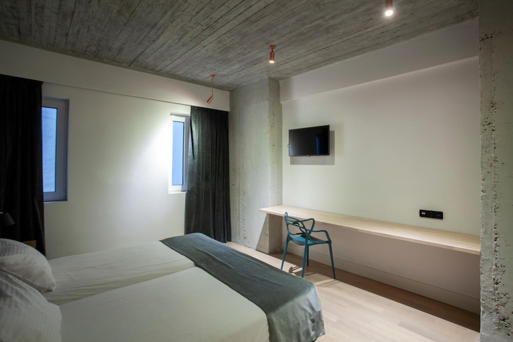 Art Suites Korai 6