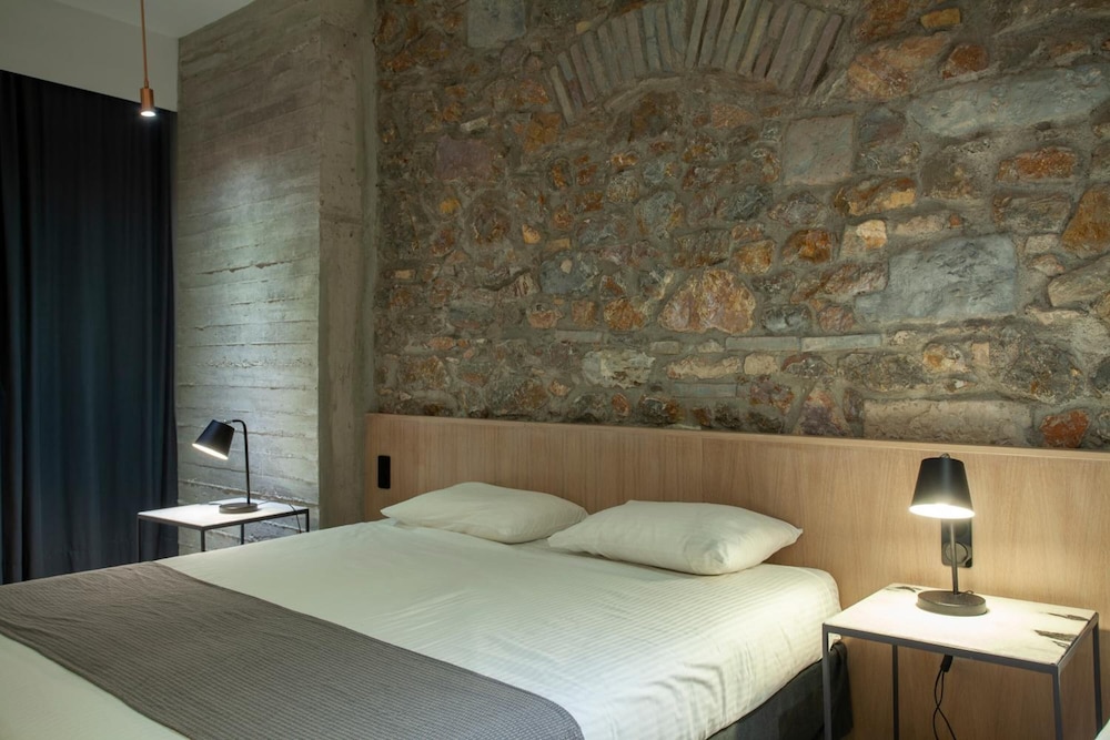 Art Suites Korai 9