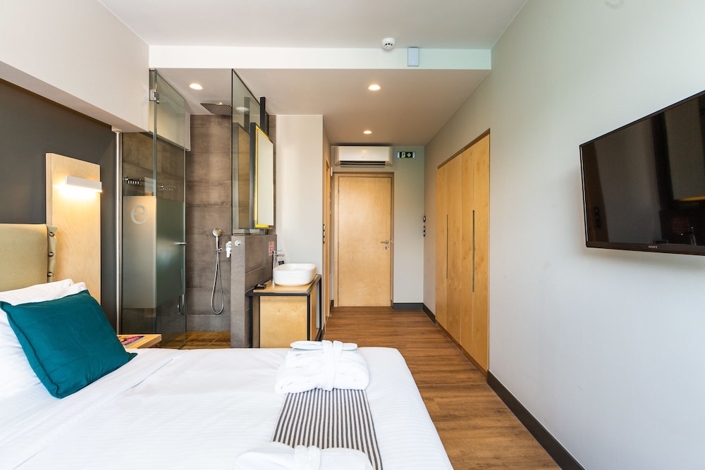 St Bjur Suites 1