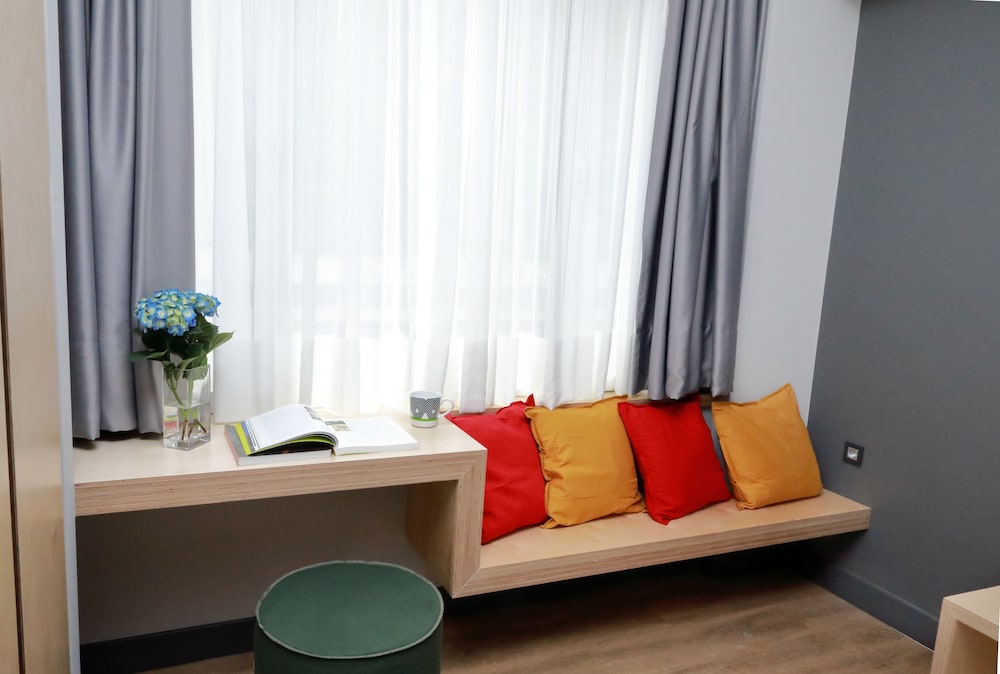 St Bjur Suites 6