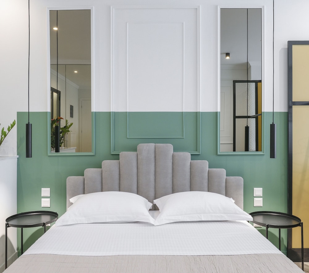 Athenian Sensations Apartments & Suites 3