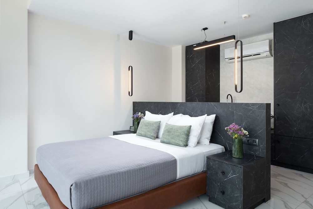Enattica Suites 9