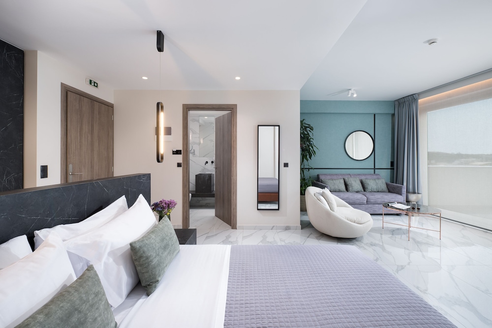 Enattica Suites 10