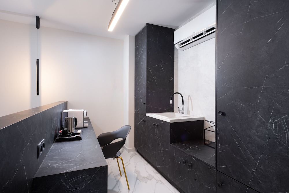 Enattica Suites 3