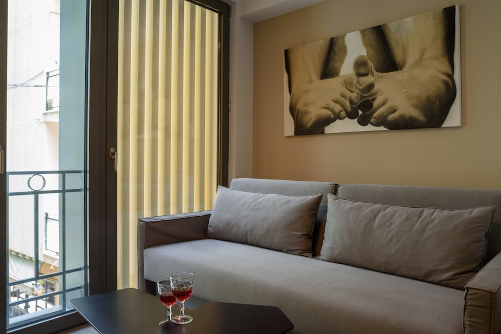 Fos DownTown Suites 12