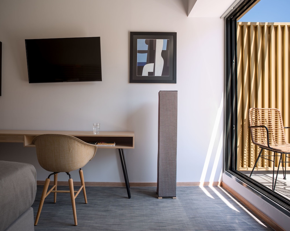 Fos DownTown Suites 24